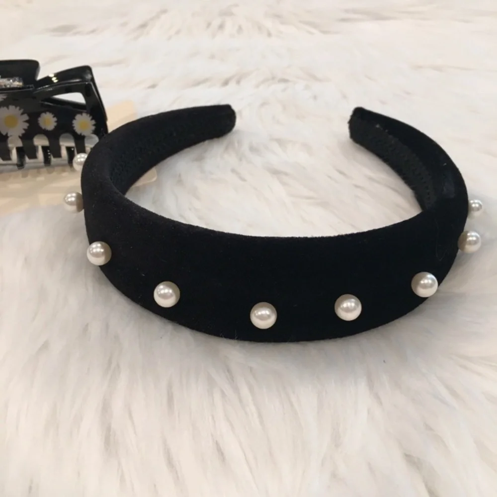 Velvet Head Band w/ Faux Pearls & Clip Set